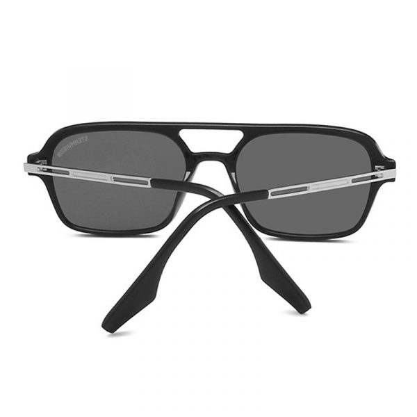 TOM - Image 5